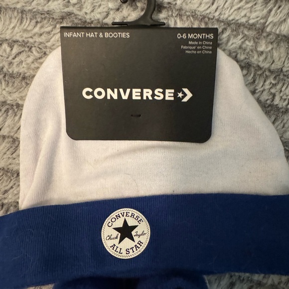 NWT Converse Infant hat & booties set - Picture 2 of 4